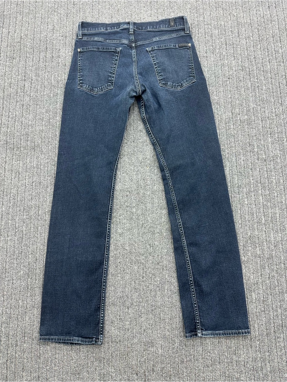 7FAMK Standard Jeans